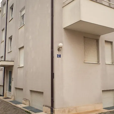 Nivi Apartamento
