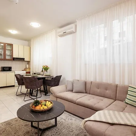 Apartment Nivi